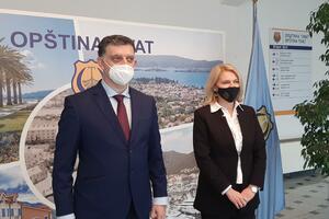 Ministarka odbrane posjetila Tivat, nagovijestila veća ulaganja u...