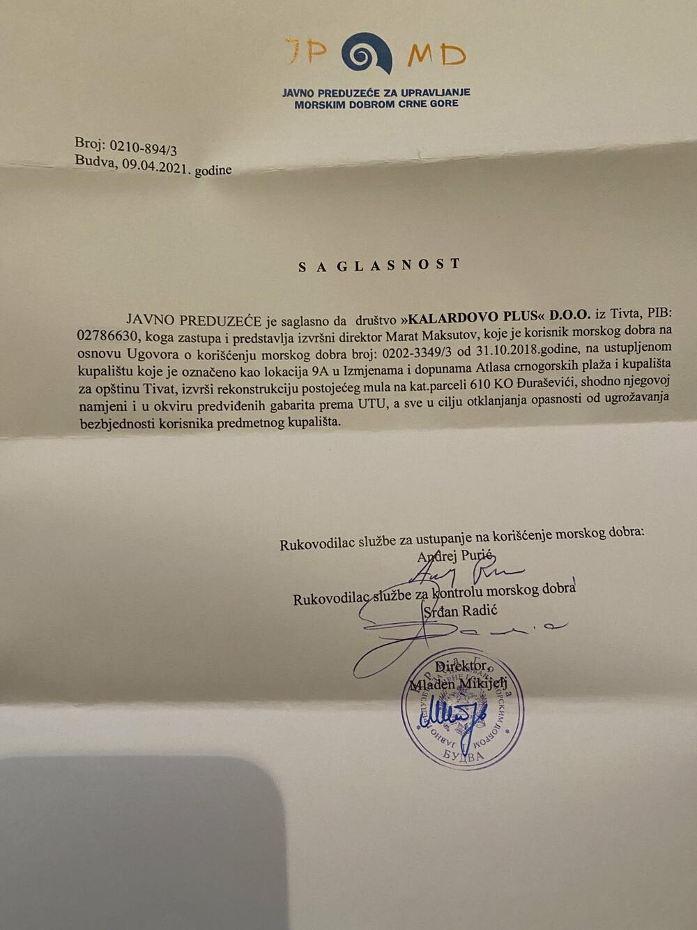 <p>Firma “Kalardovo plus” je izlila potpuno novu betonsku pontu preko ostataka stare nelegalne</p>