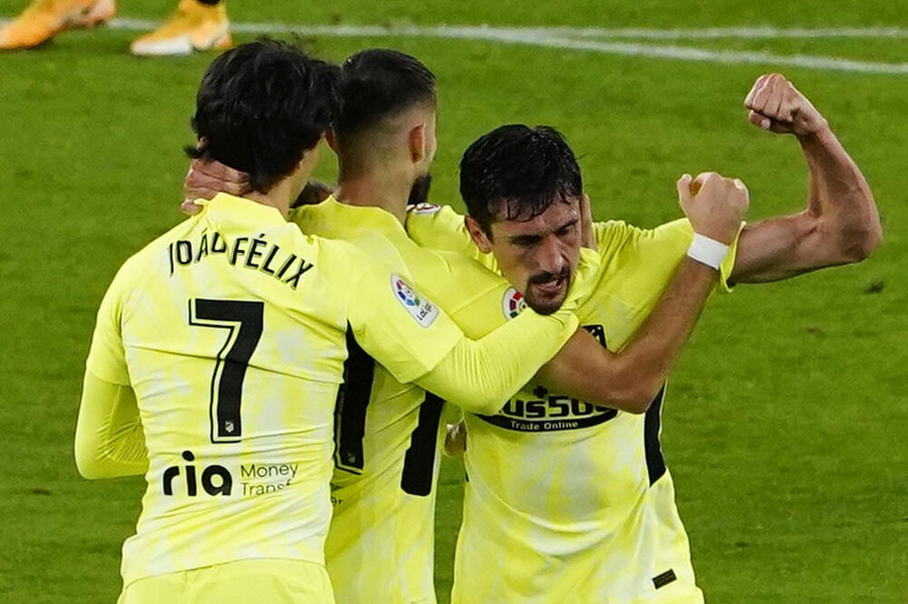 Savić slavi sa saigračima, Foto: Reuters