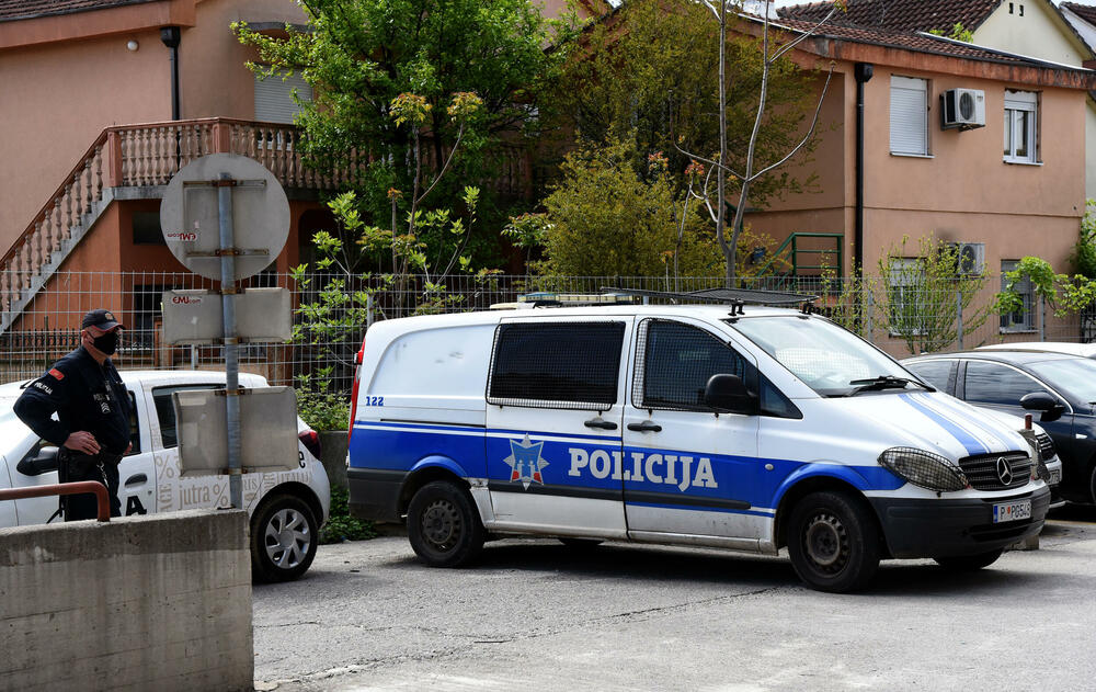 <p>Potpredsjednik Vlade poručio da će Crna Gora uspjeti da se izbori sa organizovanim kriminalom. Rekao je da bi ponovio svoju izjavu o postupku sudije Miroslava Bašovića, bez obzira na kritike</p>