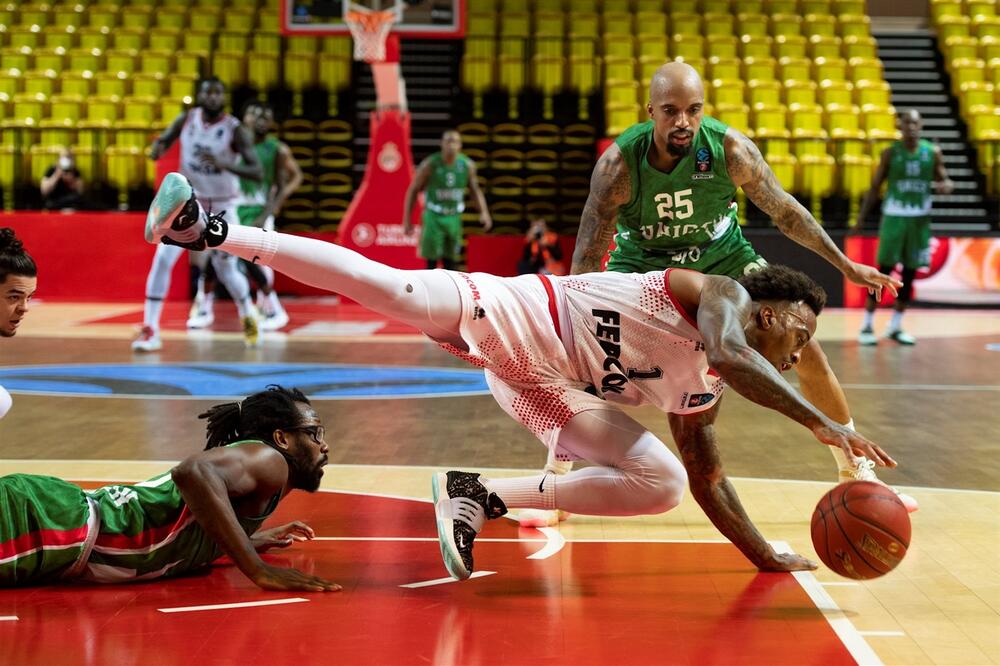 Di Bost (Monako) na meču sa Uniksom, Foto: Eurocupbasketball.com