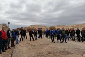 Radnici: Uniprom metali zaustavili otkop rude, na kopovima...