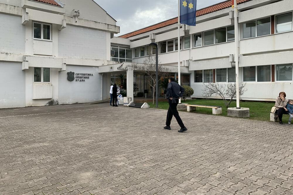 Rekordan broj bolovanja: Opština Budva, Foto: Vuk Lajović