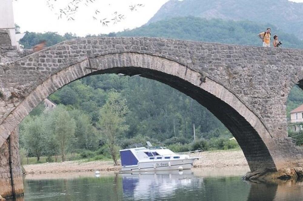 Most knjaza Danila, Rijeka Crnojevića, Foto: Savo Prelević