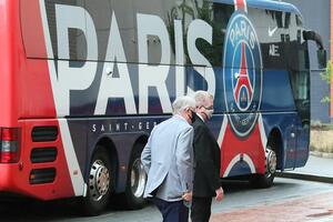 Rivalstvo iznad svega: Kultni trener Junajteda podržao PSŽ pred...