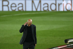 Zvanično: Zidan otišao iz Reala