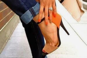 Žene iz vrha francuske mode: Šta bi, a šta ne bi nosile na posao