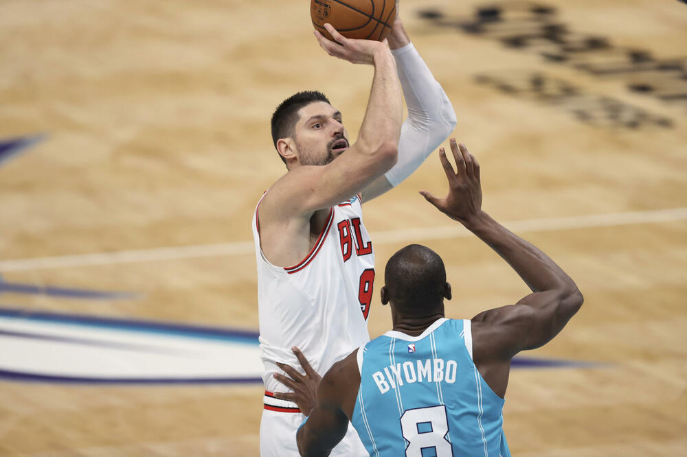 Vučević na meču sa Šarlotom, Foto: AP