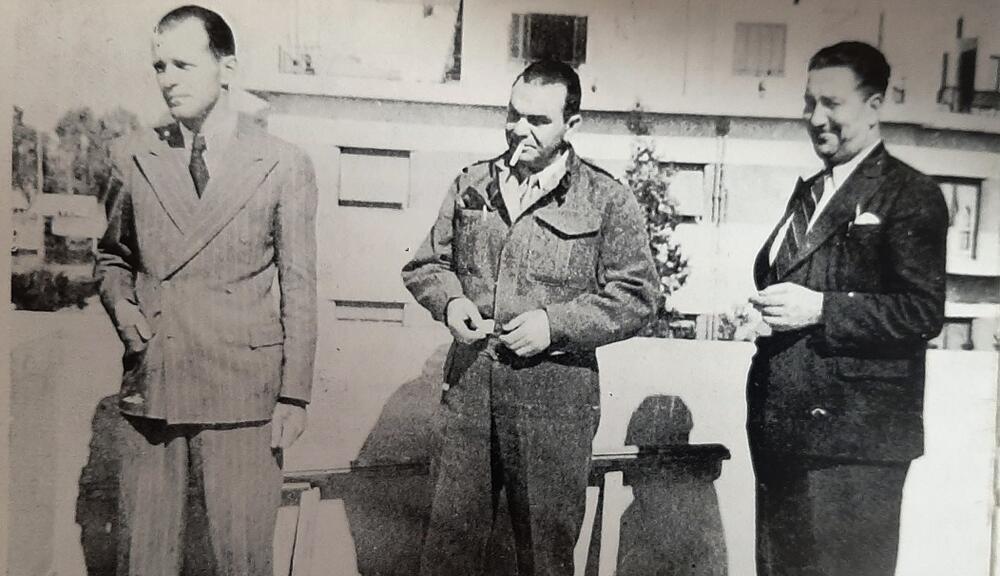 Kapetan Ivo Bego i oficiri Rathman i Simić nakon oslobađanja iz logora u Somaliji