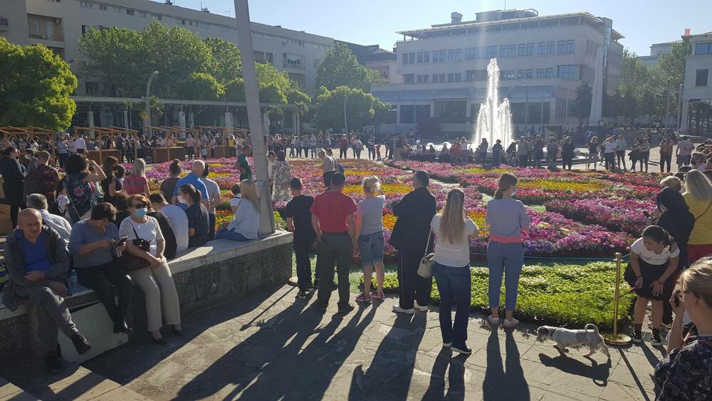 <p>Predstavnici Glavnog grada više puta su pozivali okupljene da se pridržavaju epidemioloških mjera - drže distancu i pravilno nose masku, ali su njihovi apeli ignorisani</p>