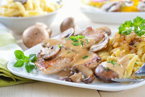 Sos od šampinjona: Odlično ide uz razna jela ili kao punjenje