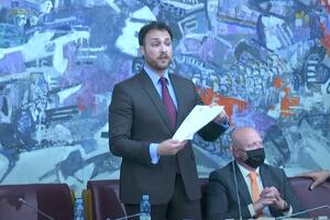 Milačić: You are nervous because you are a fuss; MPs DPS: Don't...