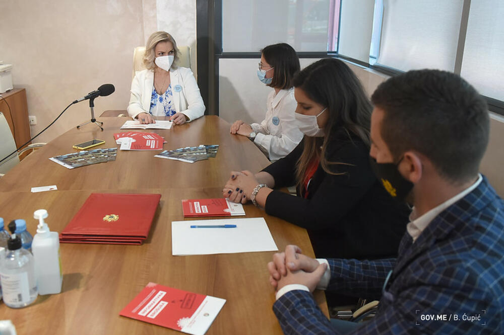 Borovinić Bojović sa predstavnicima OSCI, Foto: Ministarstvo zdravlja