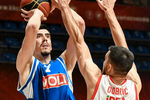 Budućnost propustila priliku da napravi brejk: Poraz "plavih",...