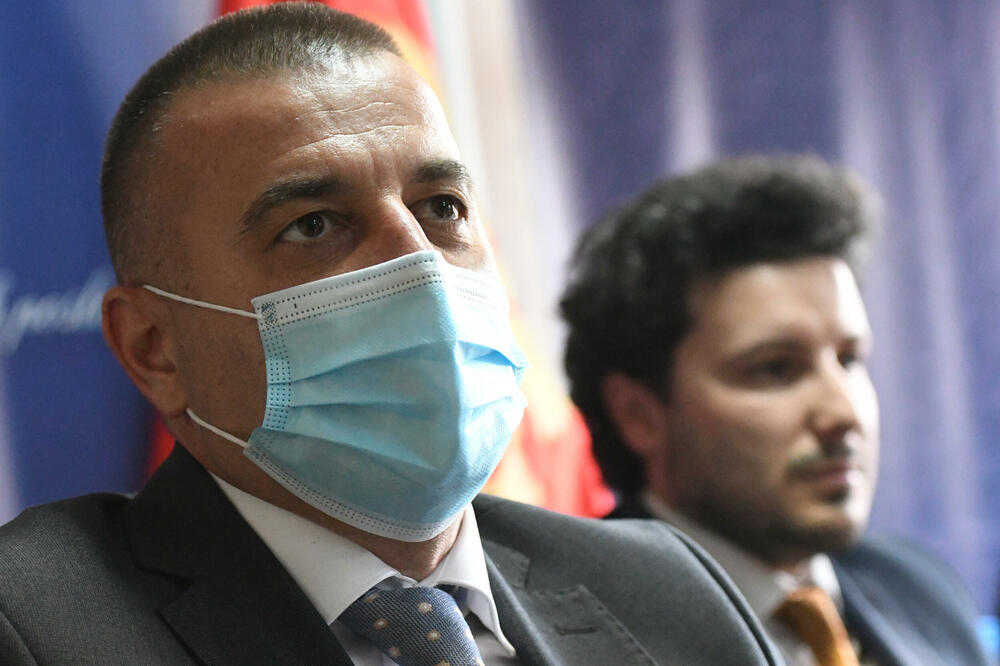 Knežević i Abazović, Foto: SAVO PRELEVIC