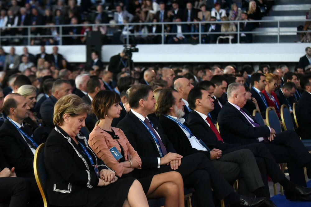 “Dosadašnja ostvarenja aktuelna vlast rizikuje da dovede u pitanje”: sa kongresa DPS-a, Foto: BORIS PEJOVIC