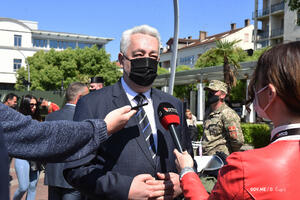 Krivokapić: Vlada najbolja, jer je ne podržavaju ni pozicija ni...