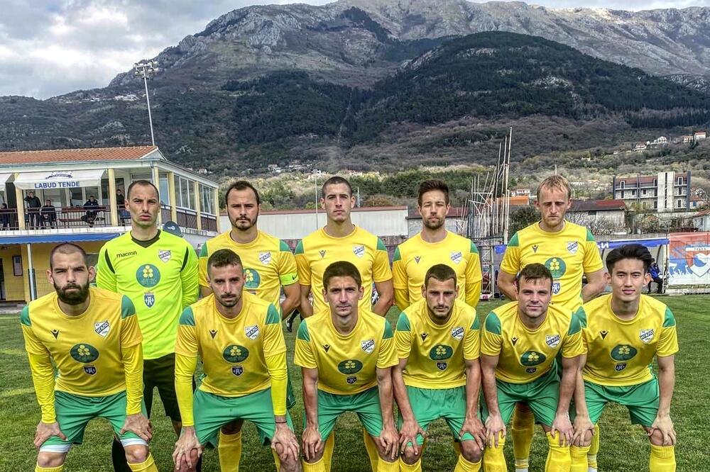 Fudbaleri Igala, Foto: FK Igalo