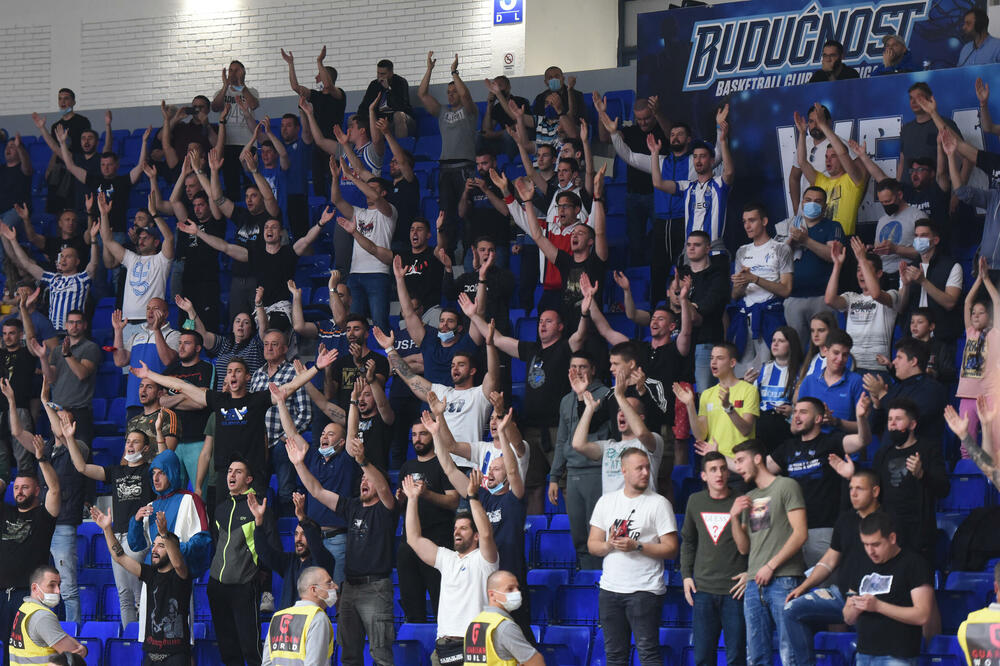 Navijači Budućnosti, Foto: Savo Prelević