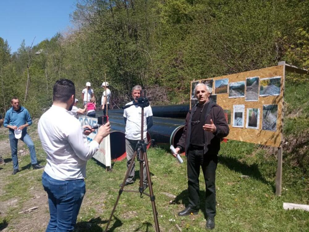 <p>Čule su se i oštre kritike na račun dijela zaposlenih u Ministarstvu za kapitalne investicije, ali i Direktorata za inspekcijske poslove i građevinskog inspektora Novaka Lakušića</p>