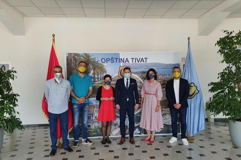 Halačeva sa predstavnicima Opštine Tivat, Foto: Opština Tivat