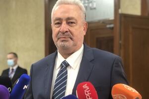 Krivokapić: Mitrović ostaje ministar, bio je previše zbunjen i dao...