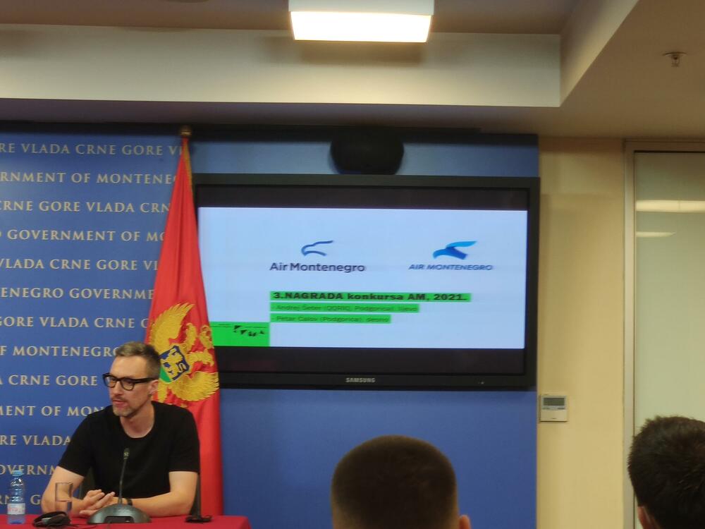 Treće mjesto su podijelili dva autora