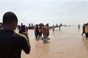 Brodolom u Nigeriji: Poginulo najmanje 60 osoba, 83 nestale