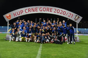 Dominacija: Budućnost slavi prvu duplu krunu