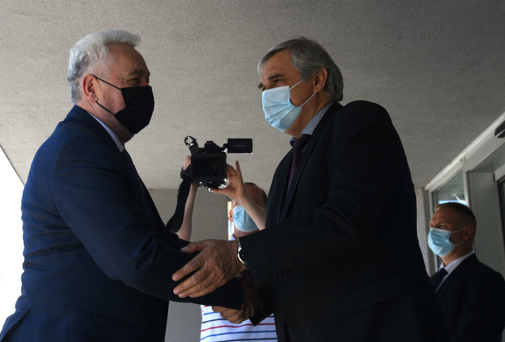 <p>"Vaša misija ostaje temelj i sjećanje na onu tačku otkuda smo kao narod krenuli i odgovor kamo nam valja stići“, kazao je premijer</p>