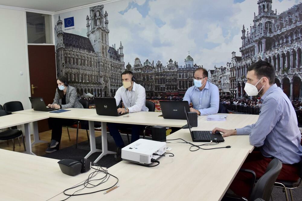 Sa seminara, Foto: Vlada CG