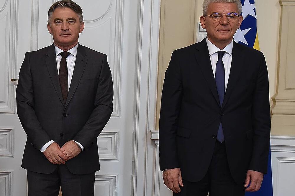 Komšić i Džaferović, Foto: Bojana Ćupić/Vlada Crne Gore