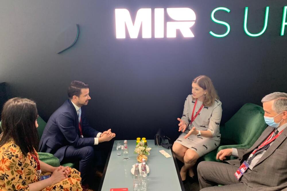 Milatović sa predstavnicima Federalne agencije za turizam Rusije, Foto: Tviter/Jakov Milatović