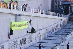 Berlin: Uhapšeno 13 novinara dok su izvještavali sa ekoloških...