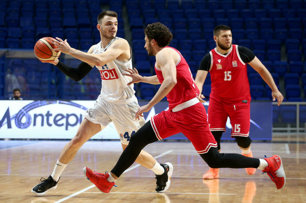 Fedor Žugić je bio jedan od sedmorice sa dvocifrenim učinkom u domaćem timu, Foto: KK Budućnost Voli