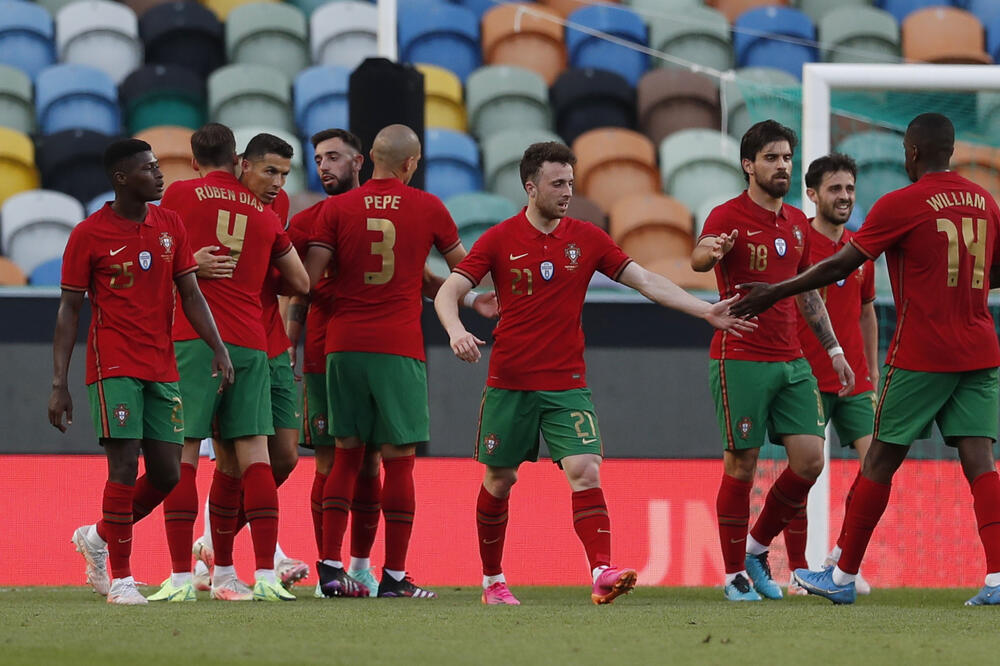 Slavlje Portugalaca nakon gola Ronalda, Foto: Reuters