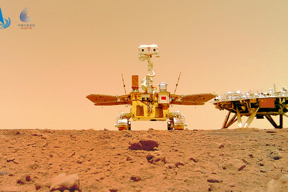 Fotografija kineskog rovera na Marsu, Foto: Reuters