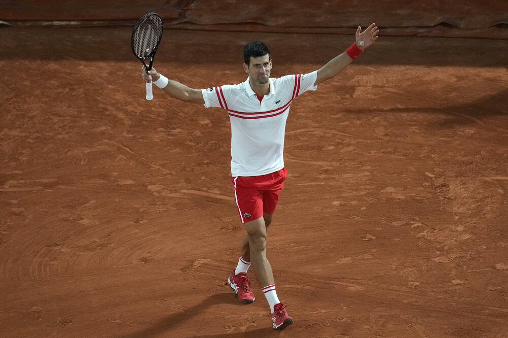 Prvi koji je porazio potpuno zdravog Rafaela Nadala na Rolan Garosu: Novak Đoković, Foto: Christophe Ena