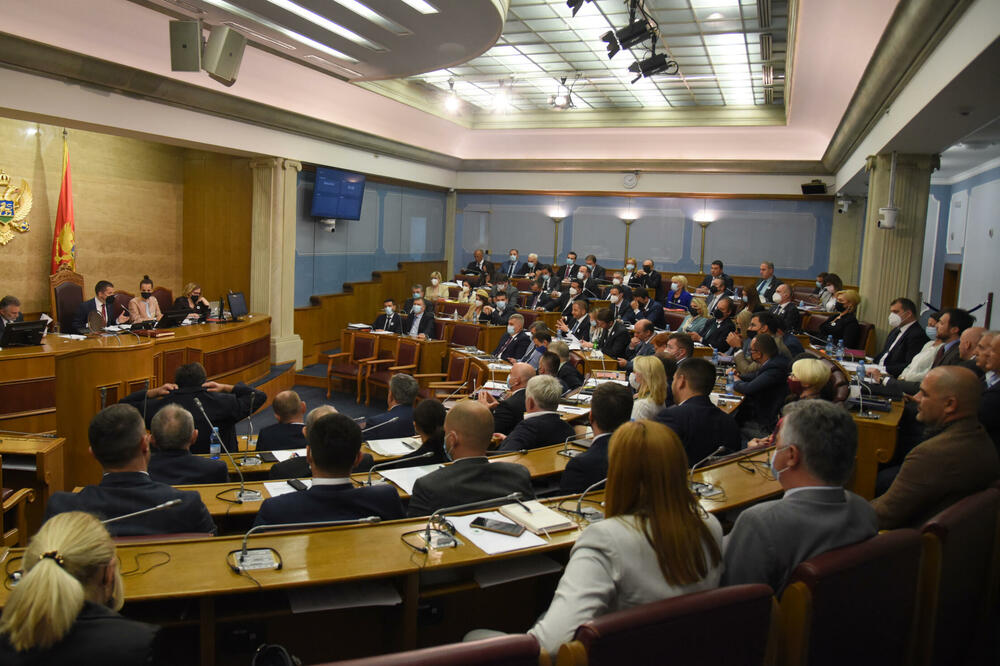 Sa sjednice Skupštine Crne Gore, Foto: BORIS PEJOVIC