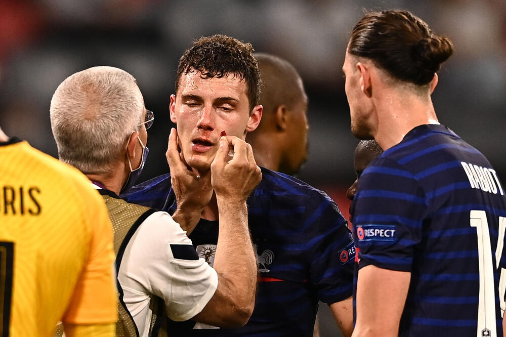 Pavar nakon pada, Foto: Reuters