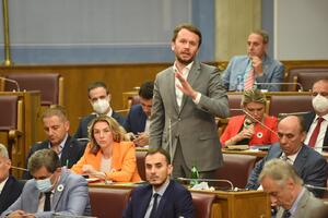 Konjević pisao Bečiću: Zbog spore reakcije Vlade i Parlamenta...