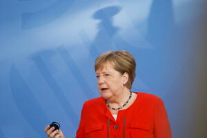 Merkel: Napad na SSSR za Njemce je razlog za sramotu