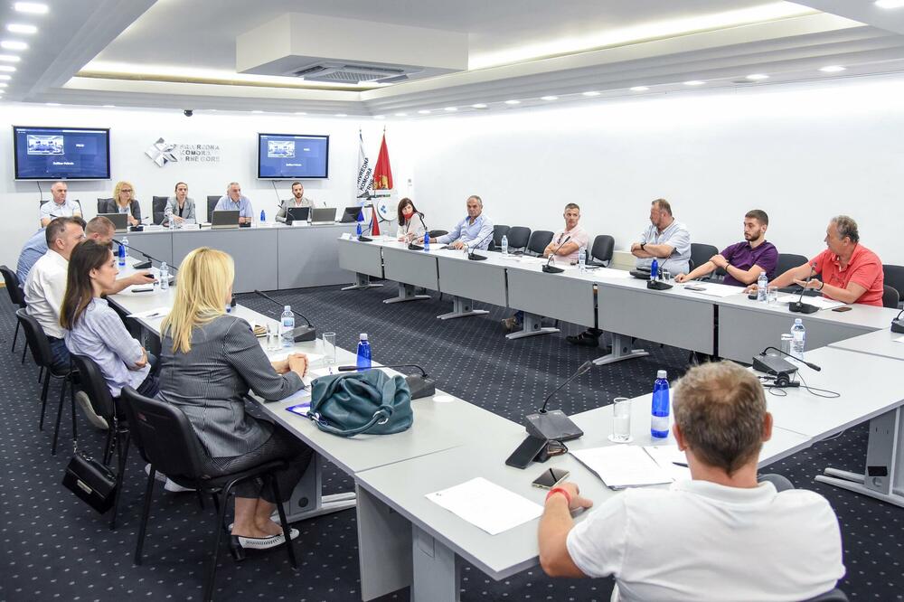 Sa jednog od ranijih sastanaka Odbora Udruženja špeditera PKCG (ilustracija), Foto: PKCG