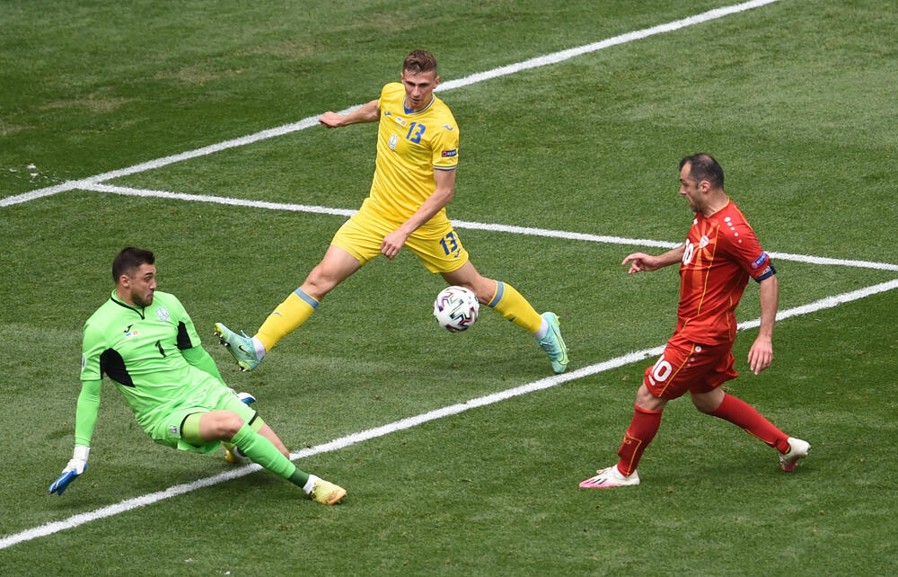 Pandev postiže gol protiv Austrije
