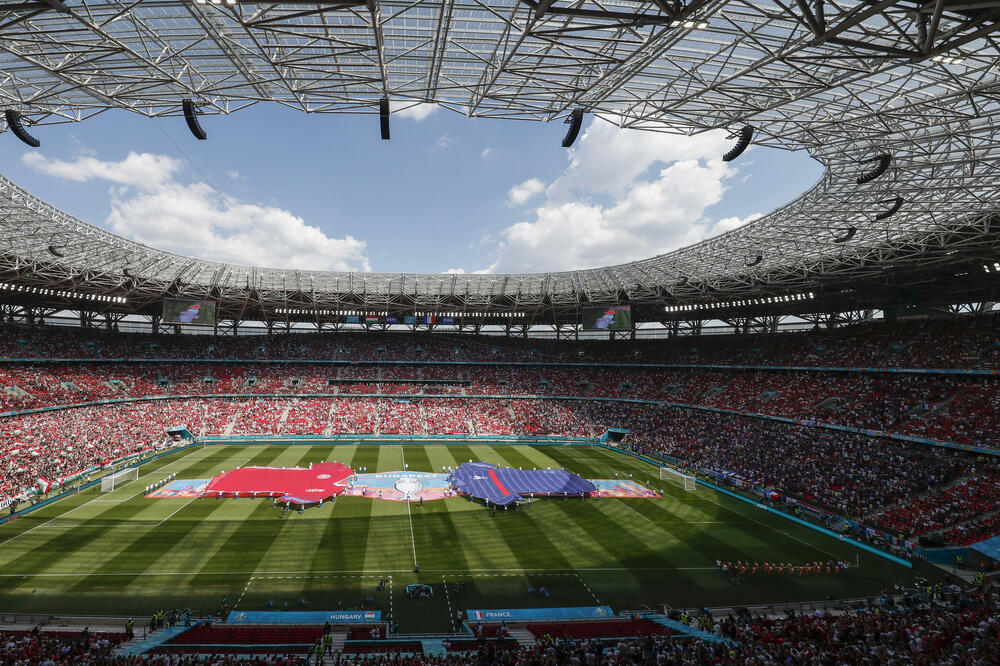 Arena „Puškaš” je otvorena za navijače sa svih 65 hiljada mjesta, Foto: AP