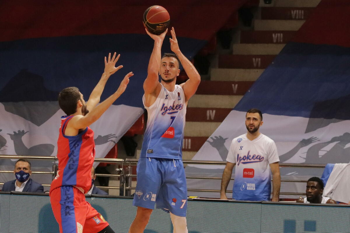 Prvo pojačanje Edin Atić potpisao za Budućnost