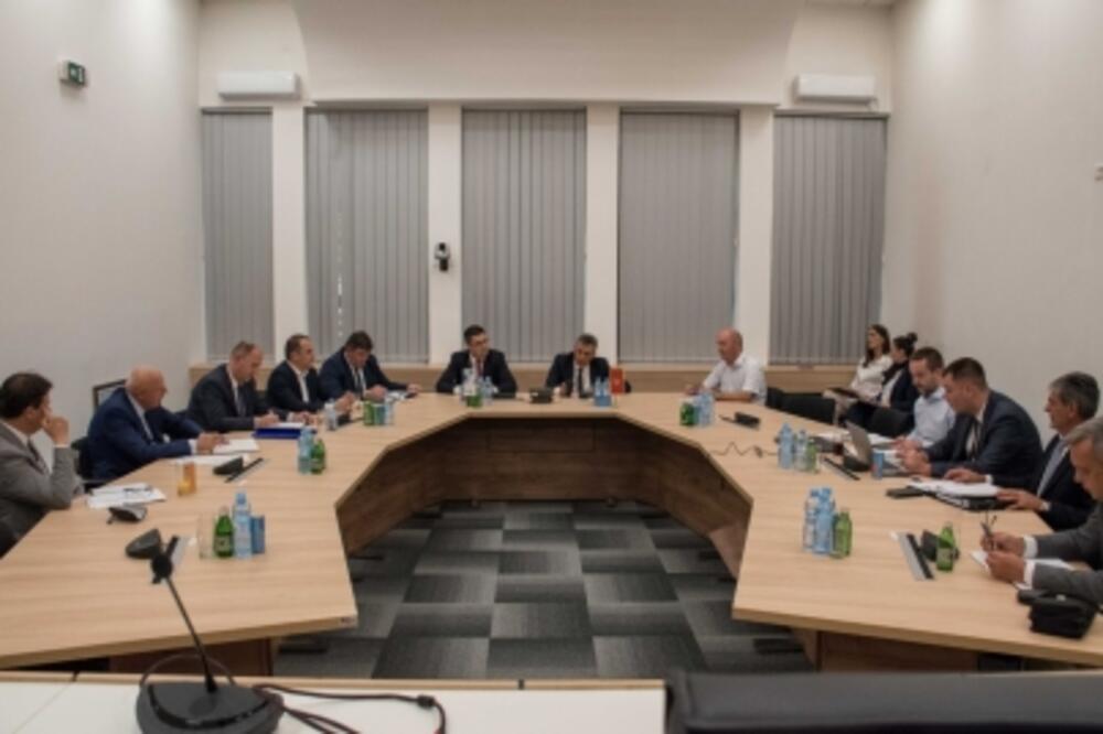 Sa sastanka, Foto: EPCG