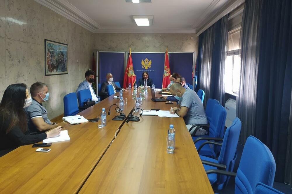 Sa sastanka, Foto: MUP