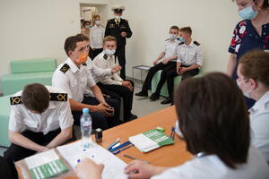 U Rusiji raste broj zaraženih, u restorane u Moskvi ne mogu svi