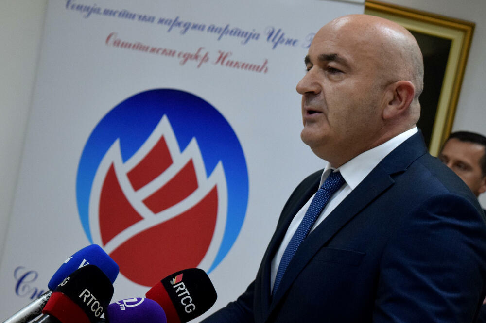 Neće biti pregovora s premijerom dok se parlamentarna većina ne dogovori: Joković, Foto: Luka Zejkovic